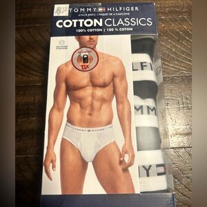 Tommy Hilfiger Men's Classic White Briefs men’s medium